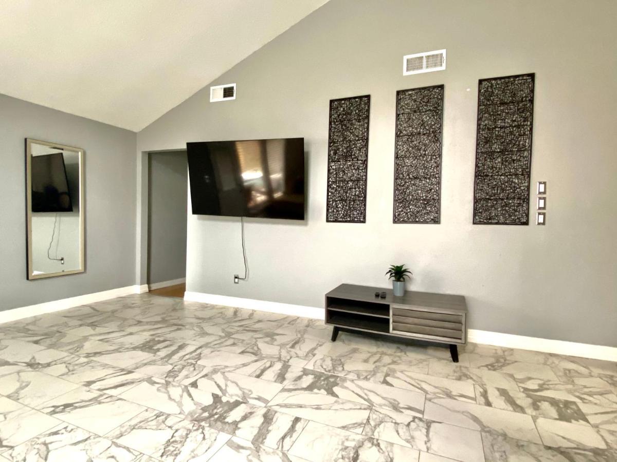 1976Houstongem Luminous Pvtpool & Hottub Dt20Mins For Lrg Families 6Beds 2Bath Exterior foto